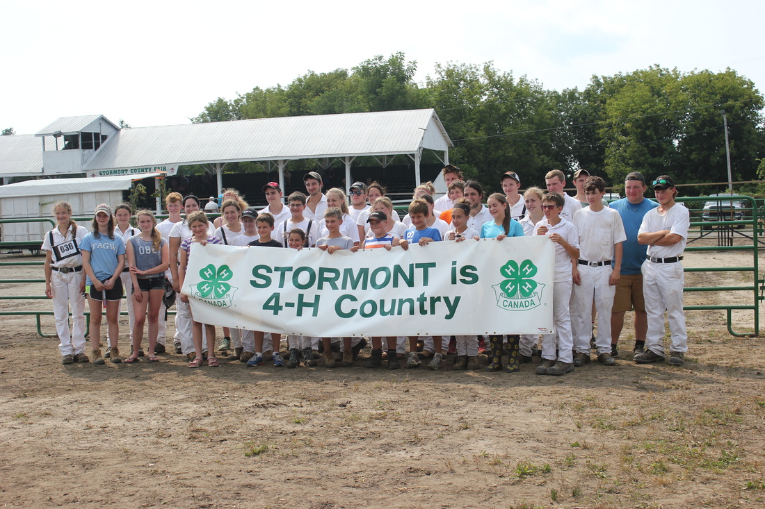 6980307_orig 4-H Club group photo